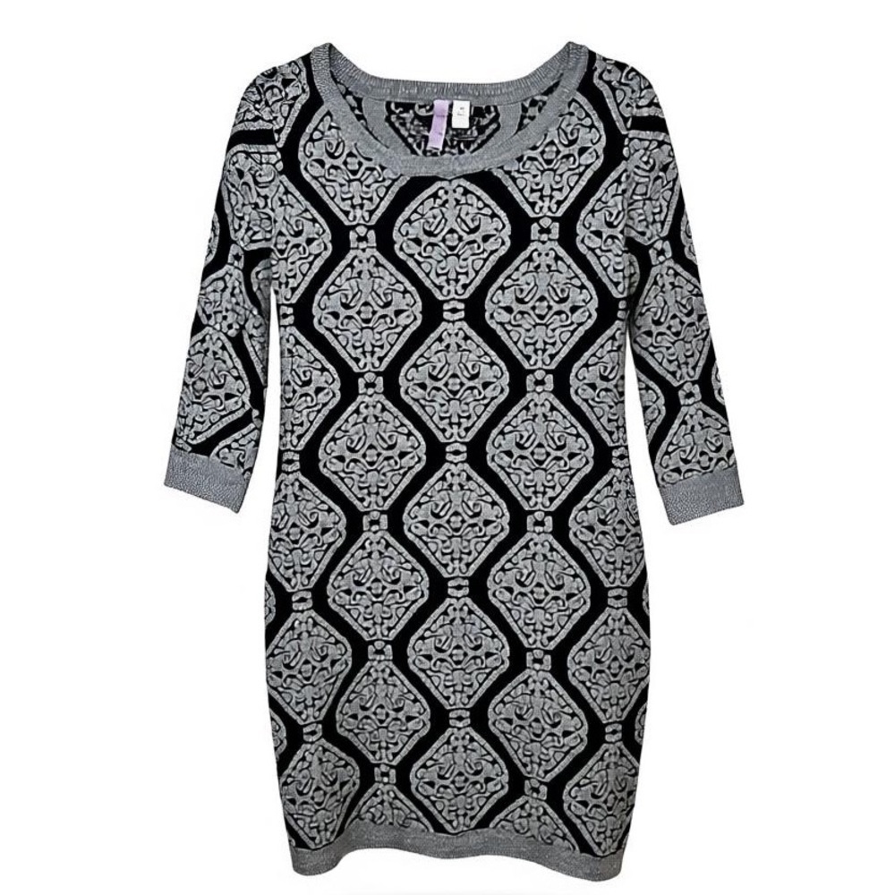 Alya Metallic Jacquard Sweater Dress – Size Medium – EUC Slight shimmer